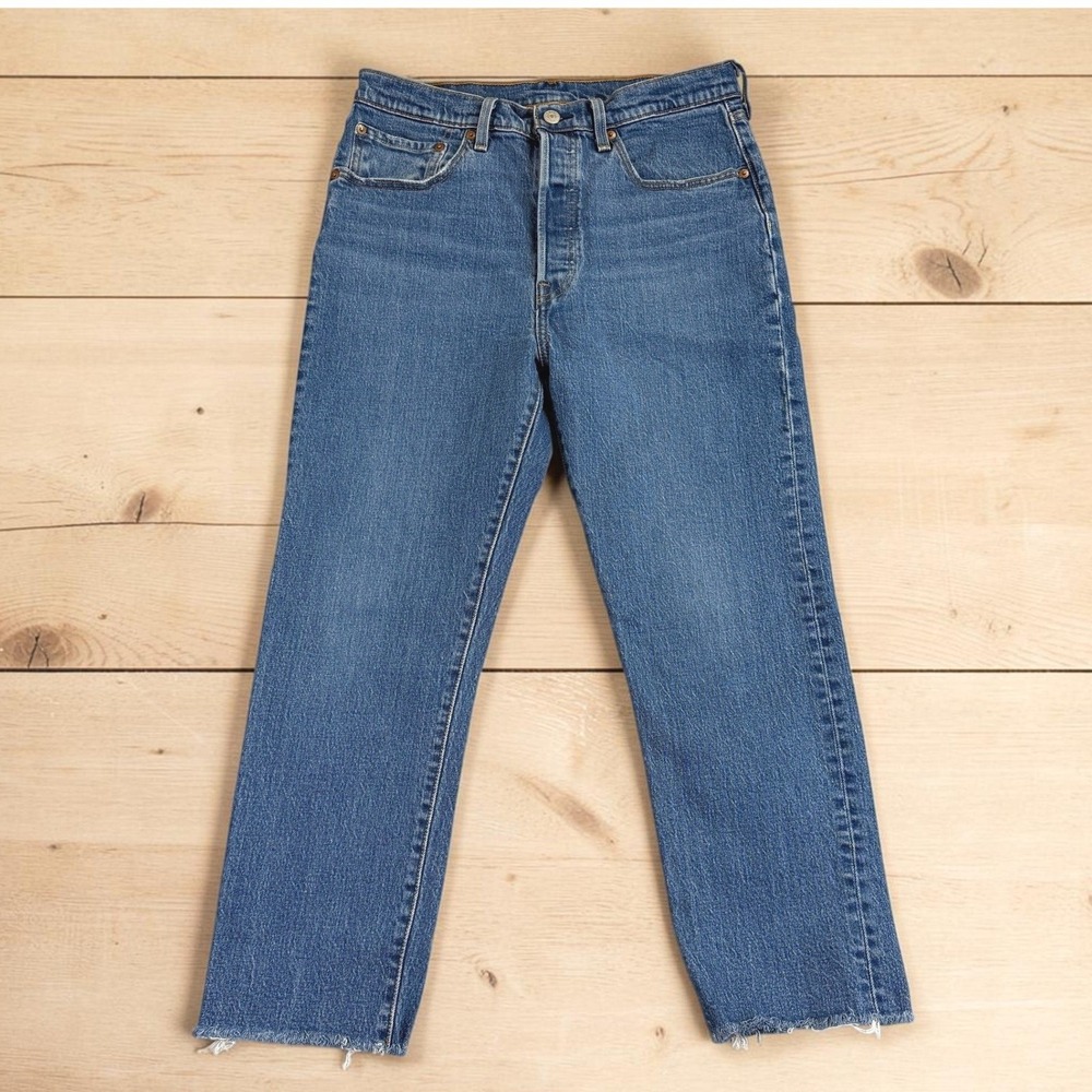 Levi's 501 Original Cropped Jeans Womens W30 L26 Blue Medium Wash Raw Hem Denim